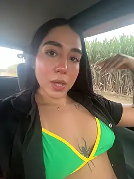 Snapshot of KaditaNavarro chatting on October 18, 2025, 6:41 pm KaditaNavarro online show from October 18, 2025, 6:41 pm