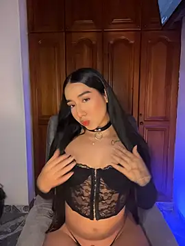 KaditaNavarro online show from February 17, 2026, 11:11 pm