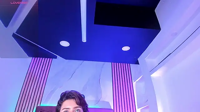 DannysaStar online show from October 5, 2025, 6:06 pm