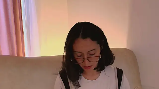 Ginevra esposito online show from May 13, 2026, 12:57 pm