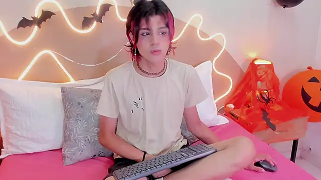 Snapshot of Dan_Copers chatting on October 29, 2025, 2:41 pm Dan Copers online show from October 29, 2025, 2:41 pm