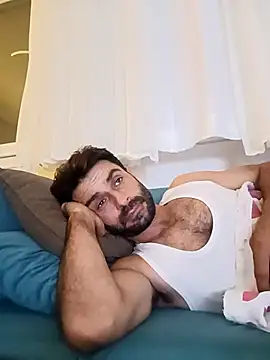 alex10alexx online show from October 22, 2025, 8:30 pm