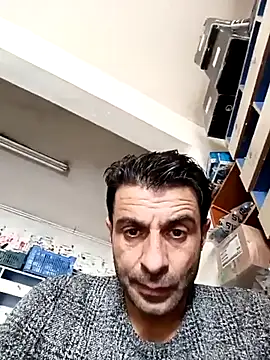 alex10alexx online show from November 1, 2025, 10:28 am