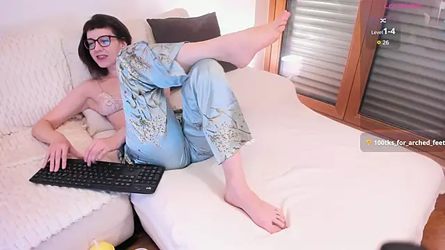 JaneLyrne online show from March 4, 2026, 1:17 pm