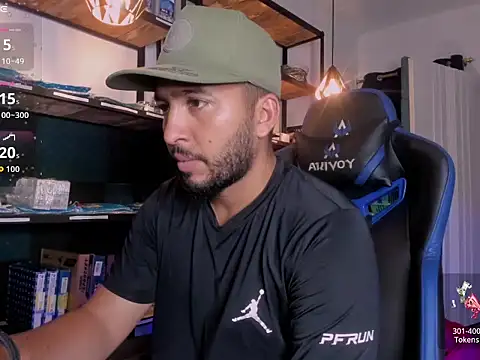 Snapshot of Edahi1386 chatting on December 23, 2025, 2:53 am Edahi1386 online show from December 23, 2025, 2:53 am