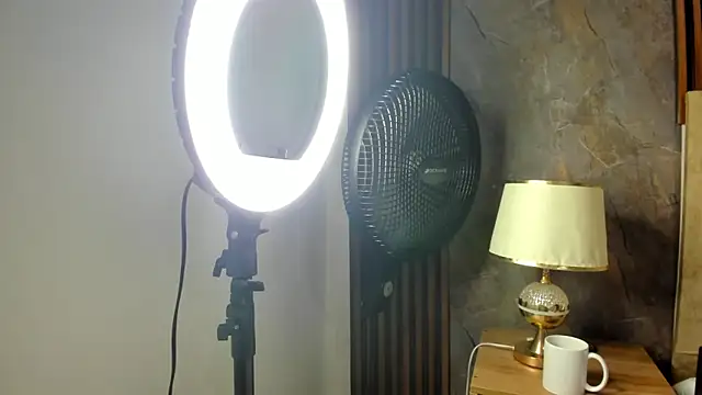 Snapshot of linda_cabal chatting on September 13, 2025, 10:09 pm linda cabal online show from September 13, 2025, 10:09 pm