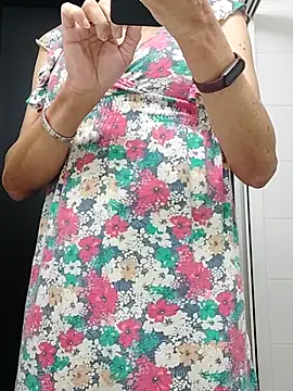 Emily de Carla online show from February 13, 2026, 7:37 am