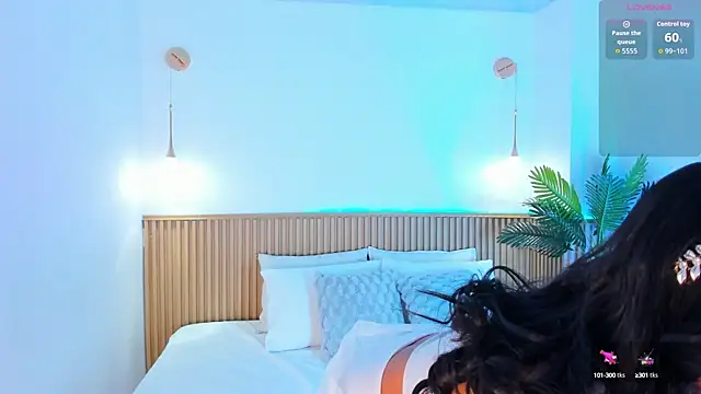 Snapshot of sofia__blaze chatting on October 6, 2025, 11:46 pm sofia  blaze online show from October 6, 2025, 11:46 pm