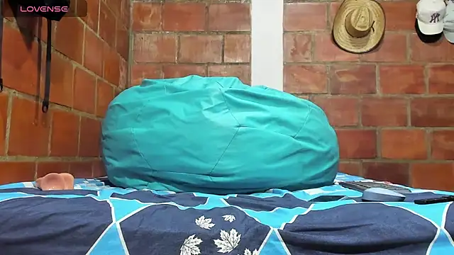 Luck Andrew online show from February 9, 2026, 2:32 pm