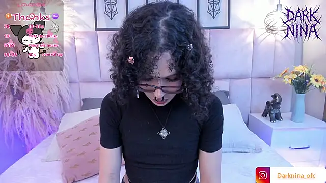 Snapshot of Dark_nina_ chatting on September 9, 2025, 3:17 am Dark nina  online show from September 9, 2025, 3:17 am