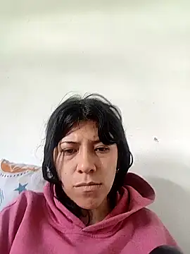 Raven Rouge  online show from September 24, 2025, 1:14 pm