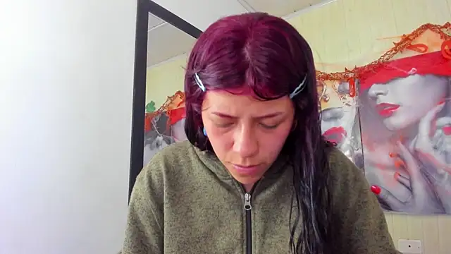 Raven Rouge  online show from October 31, 2025, 5:19 am