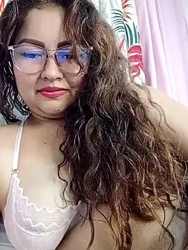 Ssoy Luciana online show from September 10, 2025, 5:18 am