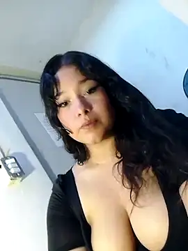 Snapshot of Stephy_ chatting on October 9, 2025, 2:15 pm Stephy online show from October 9, 2025, 2:15 pm