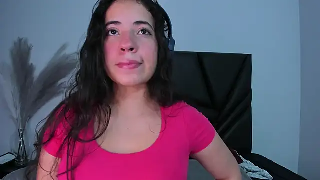 Snapshot of Nicol_Chang chatting on September 22, 2025, 3:19 am Nicol Chang online show from September 22, 2025, 3:19 am