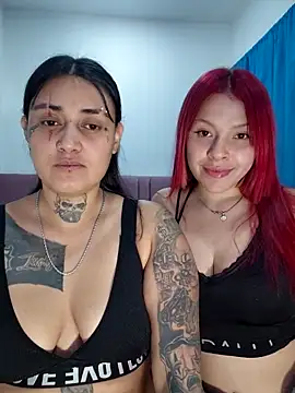 Snapshot of LesboNaughty_ chatting on November 5, 2025, 5:46 pm LesboNaughty online show from November 5, 2025, 5:46 pm