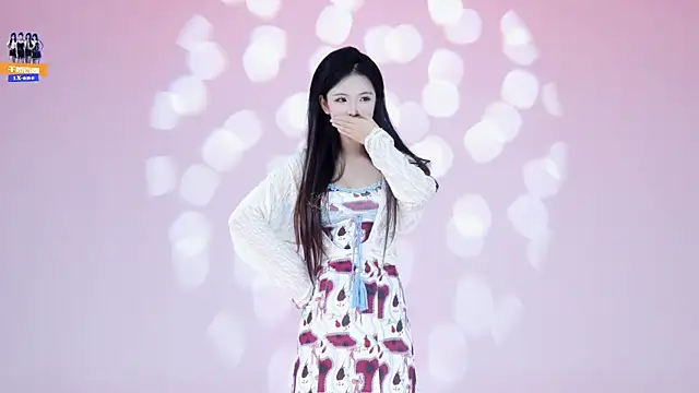 1X-one online show from October 15, 2025, 3:39 am