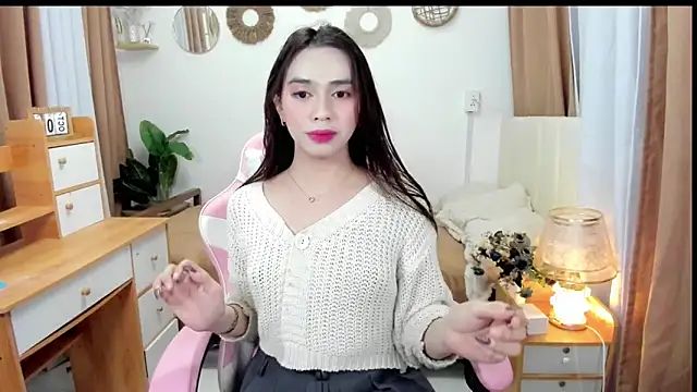 joyfulmartinaa online show from October 7, 2025, 2:36 pm