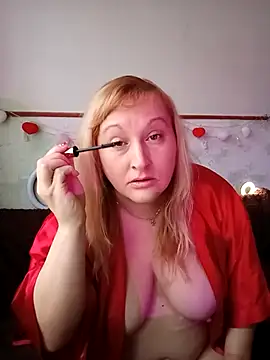 Snapshot of XHelenaX90 chatting on February 27, 2025, 6:18 am XHelenaX90 online show from February 27, 2025, 6:18 am