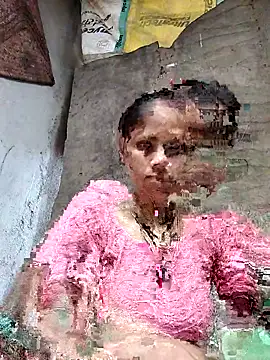 Hot-ilaiy online show from October 19, 2025, 2:12 am