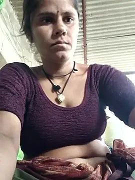 Hot-ilaiy online show from October 25, 2025, 7:49 am