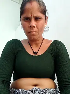 Hot-ilaiy online show from December 23, 2025, 7:50 am