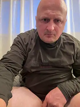 Snapshot of Attila120 chatting on April 14, 2026, 7:09 pm Attila120 online show from April 14, 2026, 7:09 pm