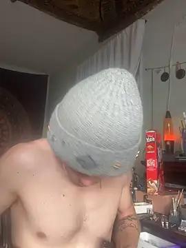 Snapshot of XanderOzzz chatting on September 11, 2025, 10:21 pm XanderOzzz online show from September 11, 2025, 10:21 pm