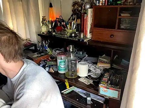 Snapshot of XanderOzzz chatting on October 16, 2025, 4:52 pm XanderOzzz online show from October 16, 2025, 4:52 pm