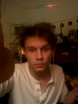 Snapshot of XanderOzzz chatting on October 18, 2025, 9:43 am XanderOzzz online show from October 18, 2025, 9:43 am