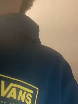 Snapshot of XanderOzzz chatting on October 27, 2025, 4:38 am XanderOzzz online show from October 27, 2025, 4:38 am