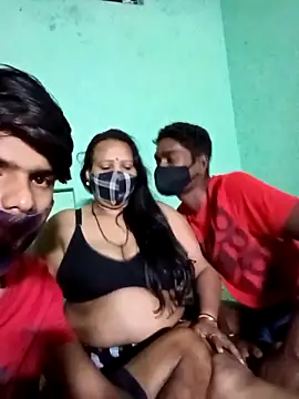 LoveOnStream online show from October 16, 2025, 5:03 pm