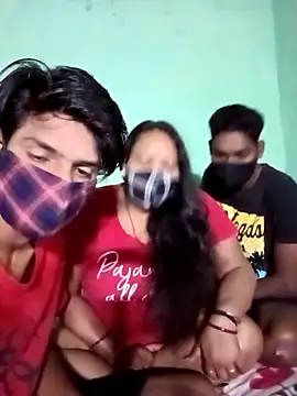 LoveOnStream online show from October 22, 2025, 11:59 pm