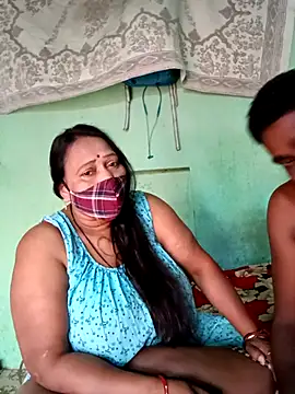 LoveOnStream online show from March 21, 2026, 11:15 am