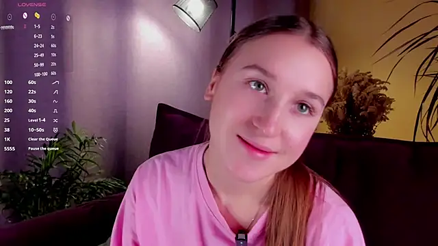 NanaMertins online show from October 23, 2025, 1:05 am