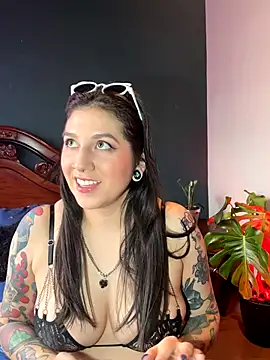 Snapshot of isa__vellum chatting on September 8, 2025, 3:11 pm isa vellum online show from September 8, 2025, 3:11 pm