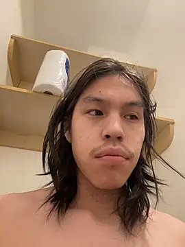 Snapshot of heytherepeoples717 chatting on November 11, 2025, 12:05 pm heytherepeoples717 online show from November 11, 2025, 12:05 pm