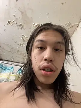 Snapshot of heytherepeoples717 chatting on January 17, 2026, 12:54 pm heytherepeoples717 online show from January 17, 2026, 12:54 pm