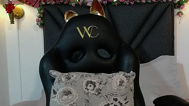 Snapshot of IndraKaur_ chatting on September 26, 2025, 12:42 pm IndraKaur online show from September 26, 2025, 12:42 pm