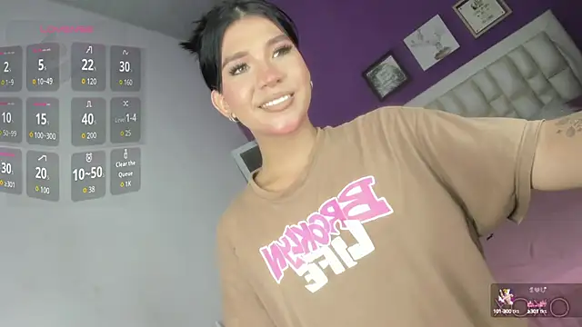 Snapshot of Camila-Hott1 chatting on September 8, 2025, 6:40 pm Camila-Hott1 online show from September 8, 2025, 6:40 pm