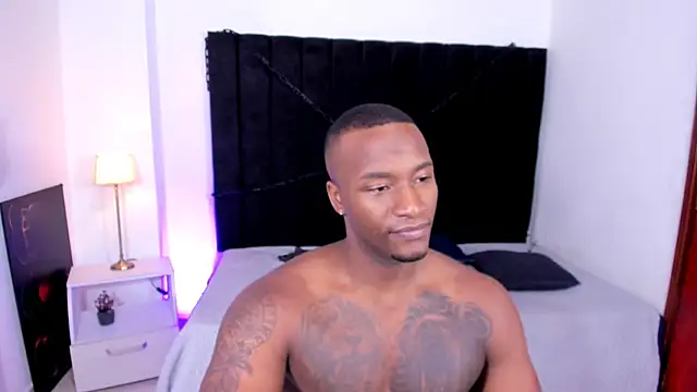 Snapshot of chrstian_lewis1 chatting on September 26, 2025, 3:10 am chrstian lewis1 online show from September 26, 2025, 3:10 am