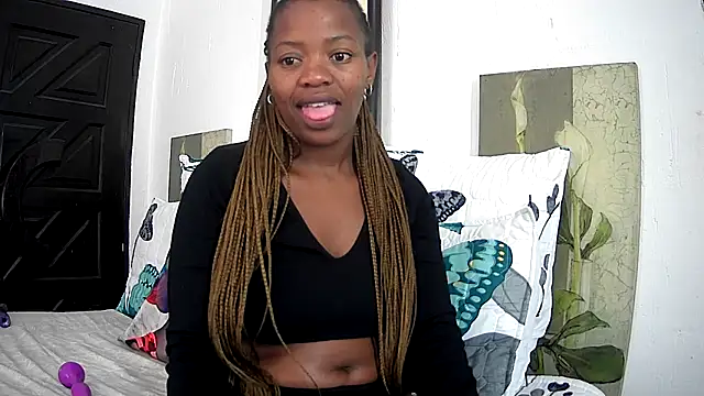 Snapshot of CandyNaynay chatting on September 30, 2025, 7:02 am CandyNaynay online show from September 30, 2025, 7:02 am