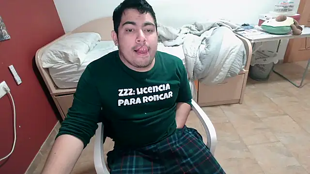 Snapshot of Martigato3 chatting on November 28, 2025, 5:37 pm Martigato3 online show from November 28, 2025, 5:37 pm