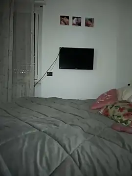 Snapshot of amalia202555 chatting on September 25, 2025, 12:42 pm amalia202555 online show from September 25, 2025, 12:42 pm