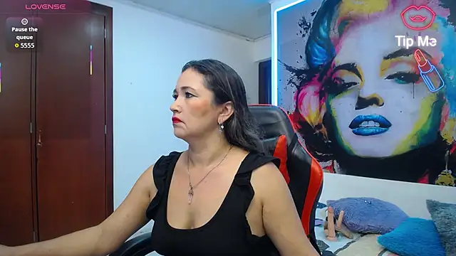 Snapshot of noelia_milf19 chatting on July 5, 2026, 10:06 pm noelia milf19 online show from July 5, 2026, 10:06 pm