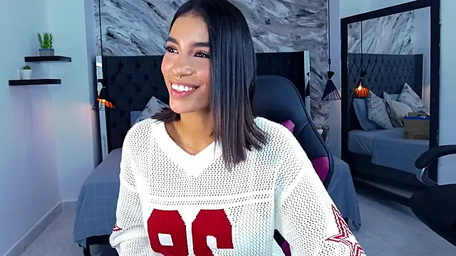 kitty collins  online show from May 4, 2026, 12:12 pm