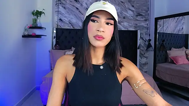 kitty collins  online show from June 12, 2026, 11:53 am