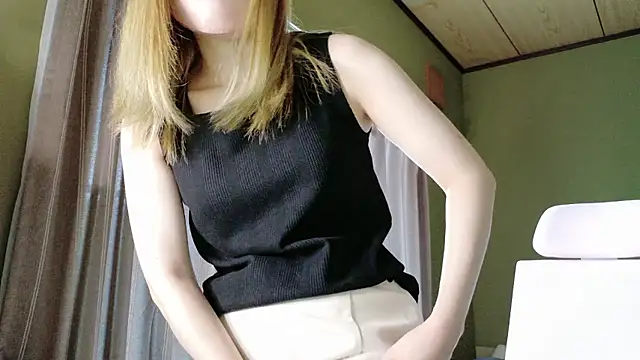 miyu0002 online show from September 29, 2025, 3:44 am