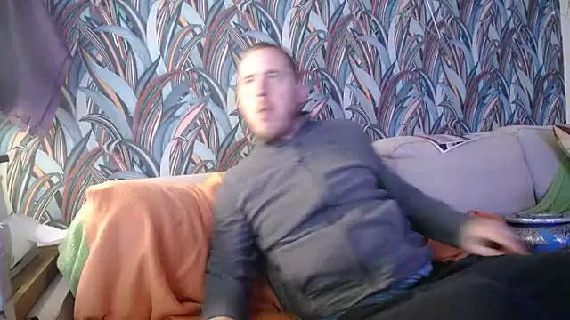 Snapshot of gaydavid chatting on September 22, 2025, 8:22 pm gaydavid online show from September 22, 2025, 8:22 pm