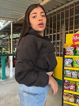 Isaa-Sweet online show from November 28, 2025, 11:13 am